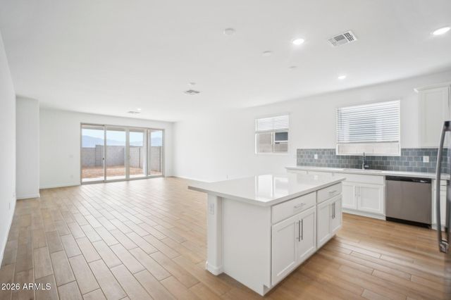 15743 W DEANNE Drive, Waddell, AZ 85355