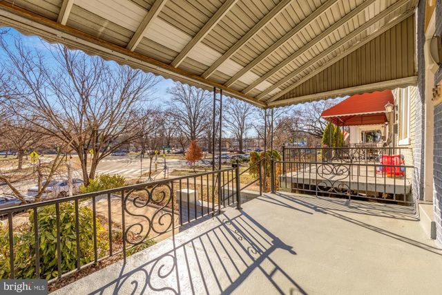 38 SHERMAN CIR NW, Washington, DC 20011