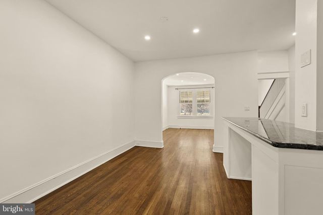 38 SHERMAN CIR NW, Washington, DC 20011