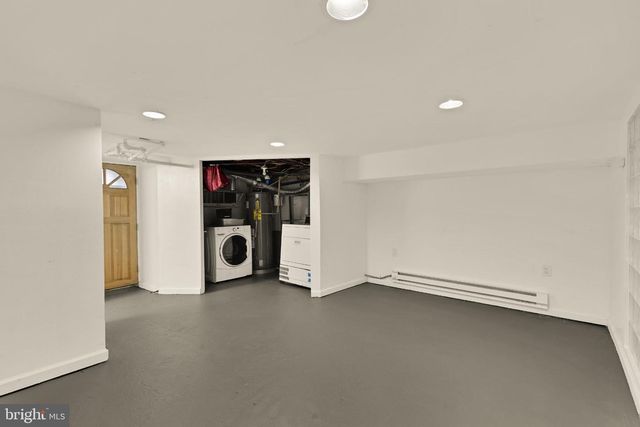 38 SHERMAN CIR NW, Washington, DC 20011