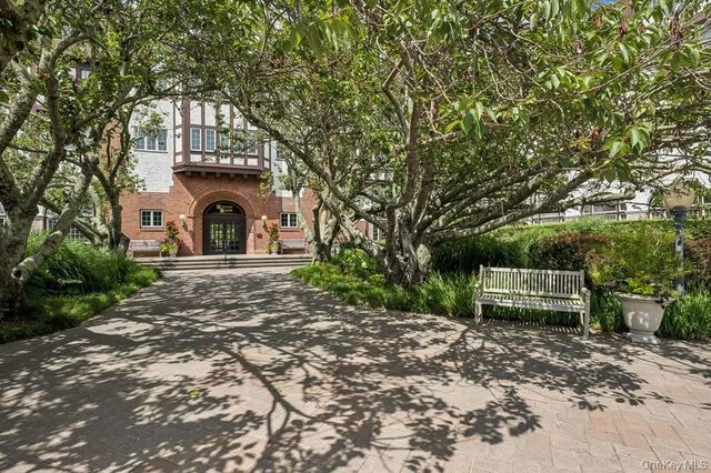 236 Edgemere Street 127, Montauk, NY 11954