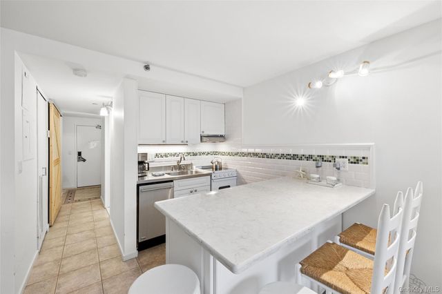 236 Edgemere Street 127, Montauk, NY 11954