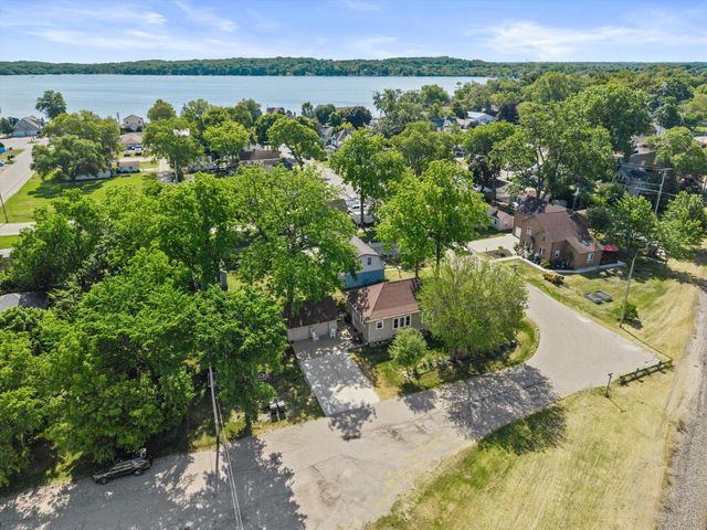 204 E North STREET, Silver Lake, WI 53170