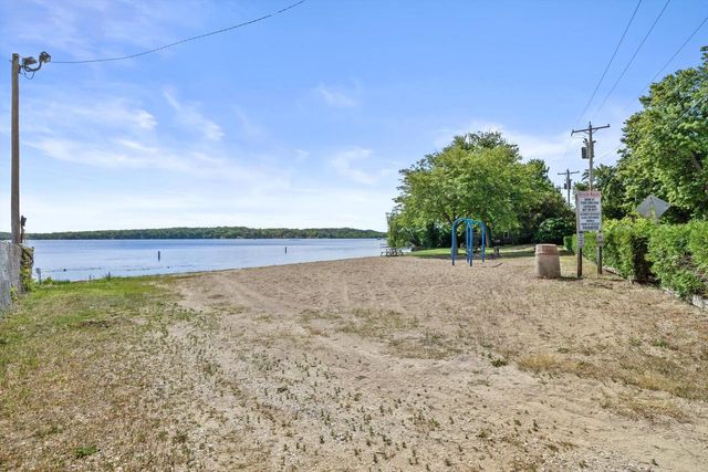 204 E North STREET, Silver Lake, WI 53170