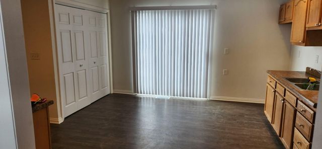 722-1 Capitol Road, Valparaiso, IN 46385