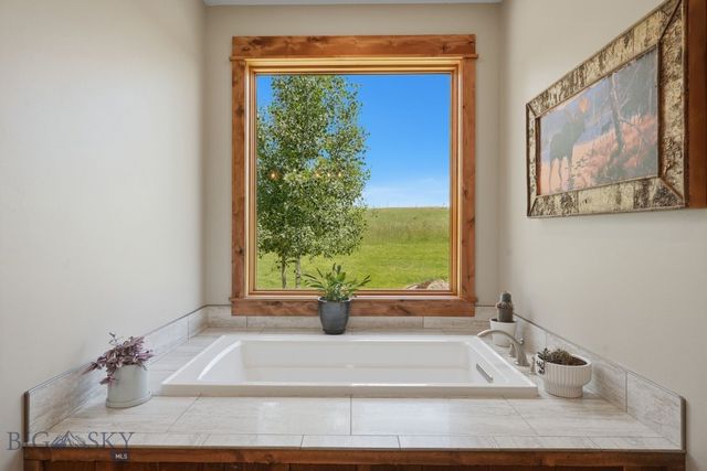 46 Moon Shadow Drive, Bozeman, MT 59715