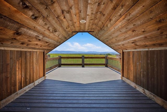 46 Moon Shadow Drive, Bozeman, MT 59715