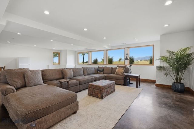 46 Moon Shadow Drive, Bozeman, MT 59715