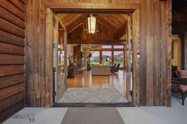 46 Moon Shadow Drive, Bozeman, MT 59715