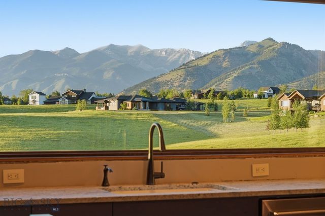 46 Moon Shadow Drive, Bozeman, MT 59715