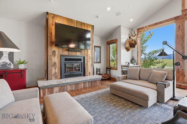 46 Moon Shadow Drive, Bozeman, MT 59715
