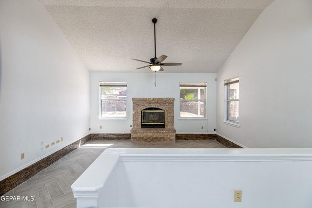 1008 FALCON HEAD Lane, El Paso, TX 79912