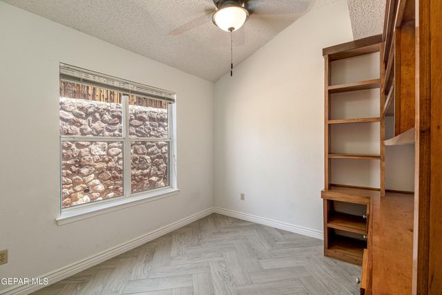1008 FALCON HEAD Lane, El Paso, TX 79912