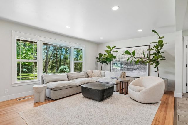5780 Stanley Drive, Auburn, CA 95602