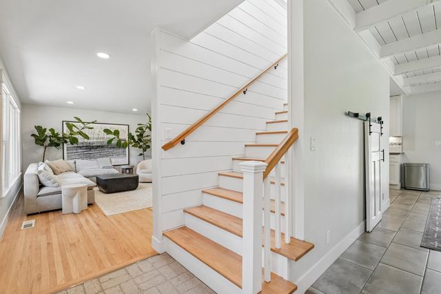 5780 Stanley Drive, Auburn, CA 95602