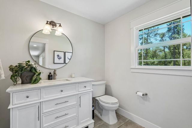5780 Stanley Drive, Auburn, CA 95602
