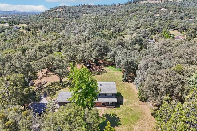 5780 Stanley Drive, Auburn, CA 95602