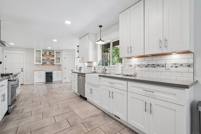 5780 Stanley Drive, Auburn, CA 95602