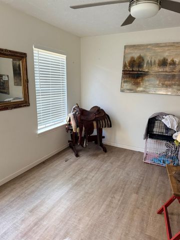 2 Acacia DR, Wimberley, TX 78676