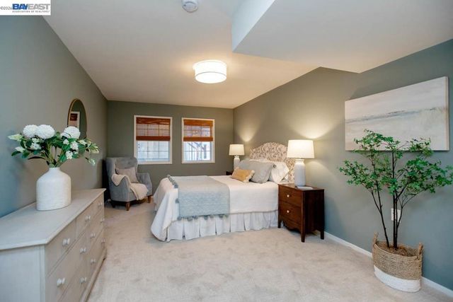 1628 Minturn St, Alameda, CA 94501