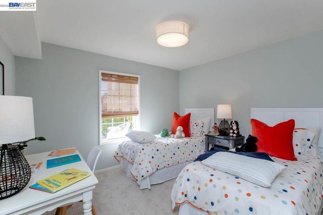 1628 Minturn St, Alameda, CA 94501