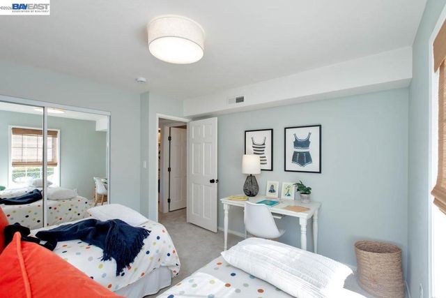 1628 Minturn St, Alameda, CA 94501