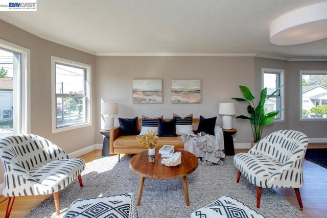 1628 Minturn St, Alameda, CA 94501