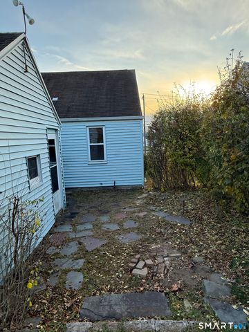 115 Saltonstall Parkway, East Haven, CT 06512