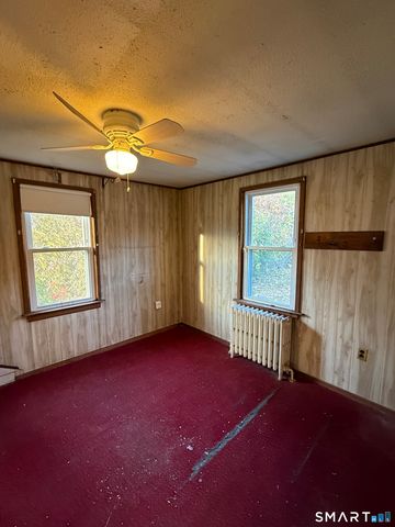 115 Saltonstall Parkway, East Haven, CT 06512