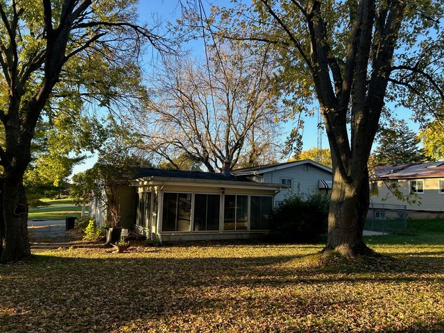 1226 Willow Street, Belvidere, IL 61008