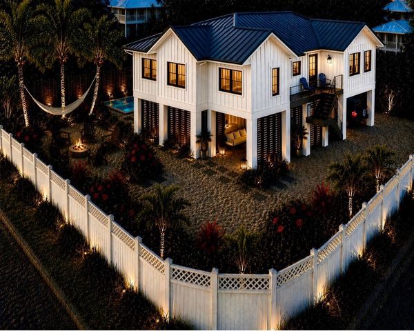 302 73RD STREET, Holmes Beach, FL 34217