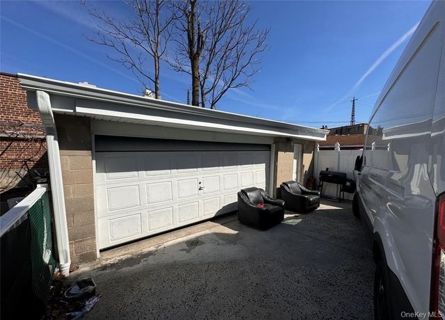6921 49th Avenue, Woodside, NY 11377