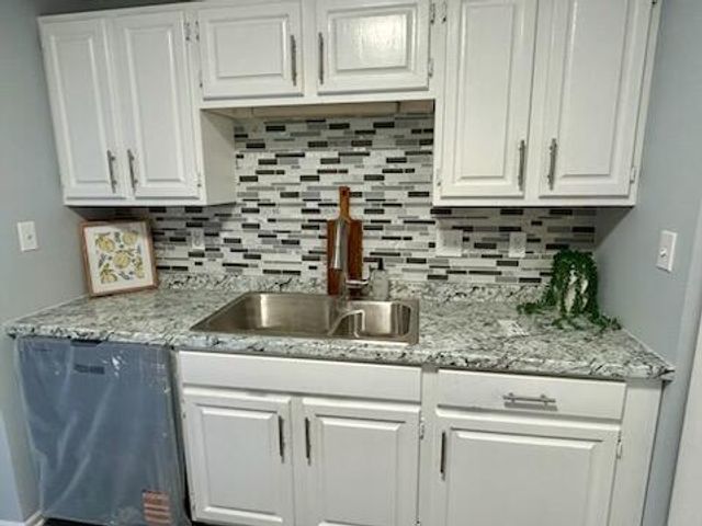 1751 Parknoll LANE, Port Washington, WI 53074