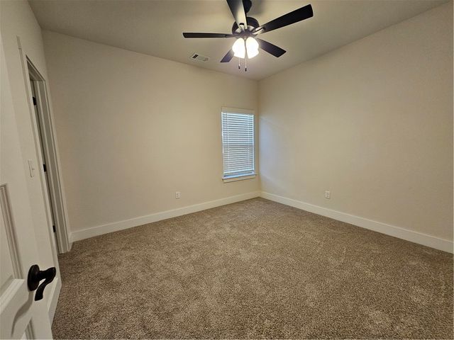 7207 SW Walnut Grove Avenue, Bentonville, AR 72713