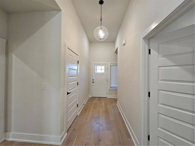 7207 SW Walnut Grove Avenue, Bentonville, AR 72713