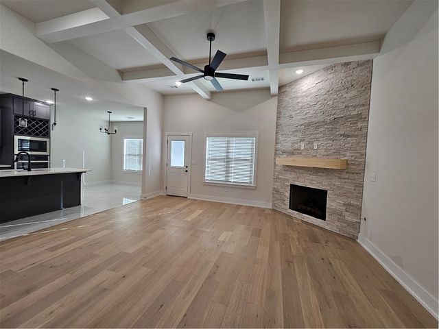 7207 SW Walnut Grove Avenue, Bentonville, AR 72713
