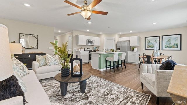 12744 Watts Drive, Fort Wayne, IN 46818