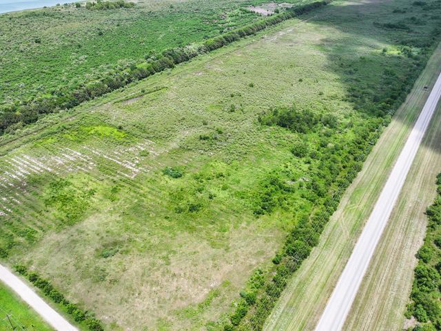 3015 Broadway, Port Bolivar, TX 77650