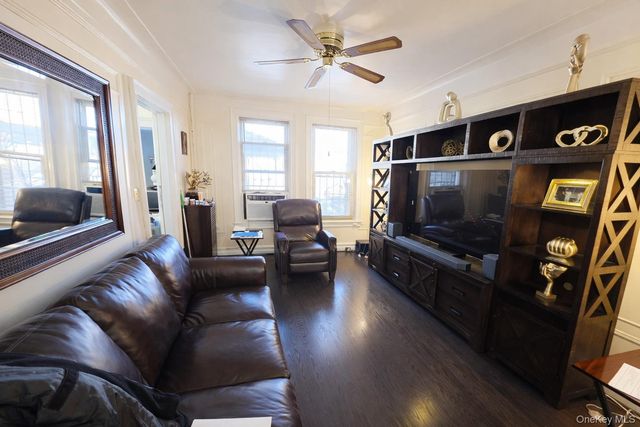 35-03 24th Avenue, Astoria, NY 11103