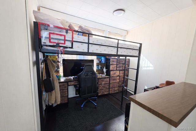 35-03 24th Avenue, Astoria, NY 11103