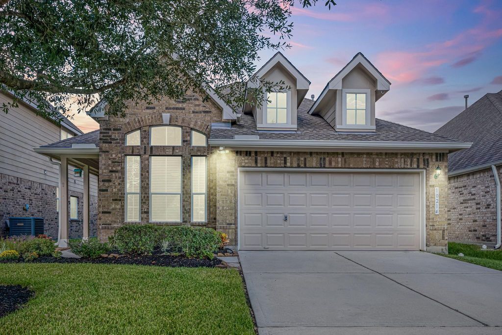 10214 Larkmist Lane, Tomball, TX 77375