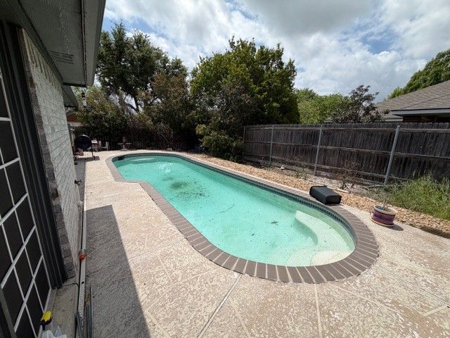 4541 Westbriar Lane, Grand Prairie, TX 75052