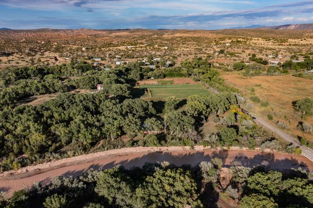 57 State Road 233, Medanales, NM 87548