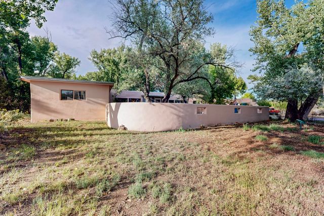 57 State Road 233, Medanales, NM 87548