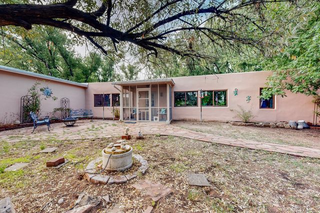 57 State Road 233, Medanales, NM 87548