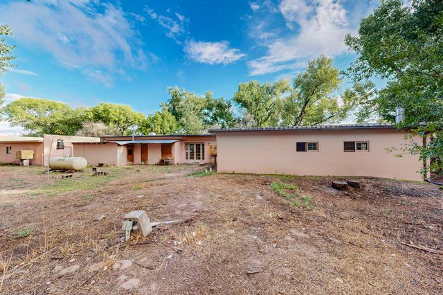 57 State Road 233, Medanales, NM 87548