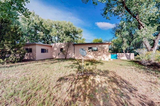 57 State Road 233, Medanales, NM 87548