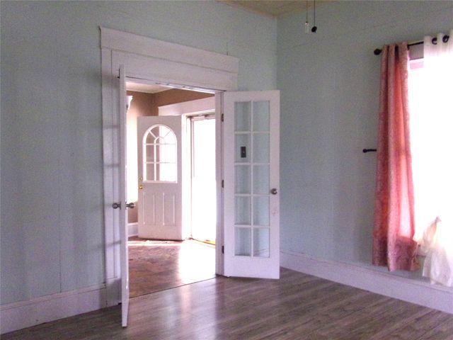 325 CR 100, San Saba, TX 76877