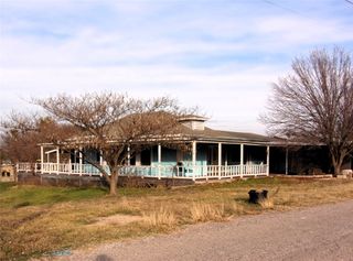 325 CR 100, San Saba, TX 76877