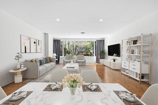 173 Oak St 103, Newton, MA 02464